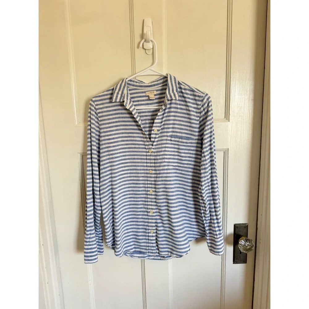 J.Crew blue & white striped linen cotton bottom front top size small